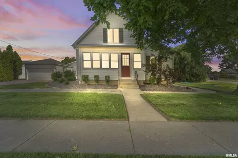 108 E Kauffman St, Congerville, IL 61729 photo 2
