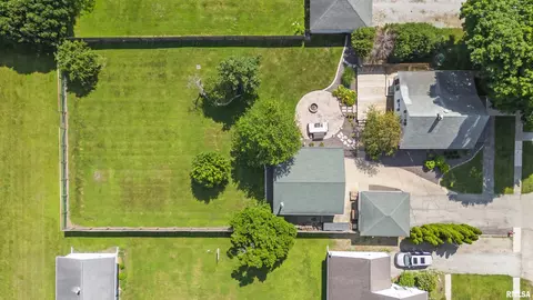 108 E Kauffman St, Congerville, IL 61729 photo 11
