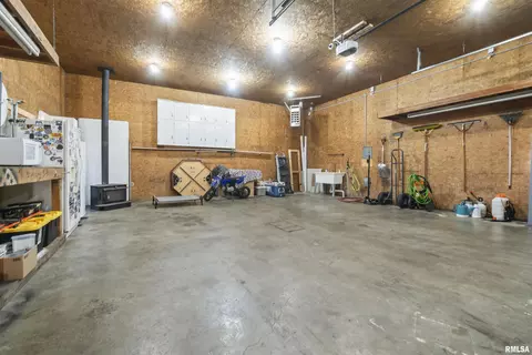 108 E Kauffman St, Congerville, IL 61729 photo 31