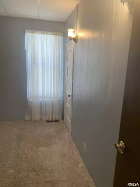 Other - 519 E Davis St, Bushnell, IL 61422 photo 4 of 5