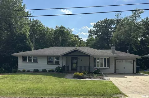 229 Cherry Ln, Washington, IL 61571
