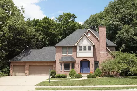 1119 W Brookforest Dr, Peoria, IL 61615