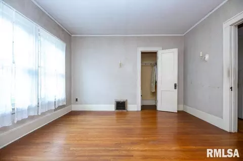 Bedroom - 708 Main St, Henry, IL 61537 photo 9 of 11