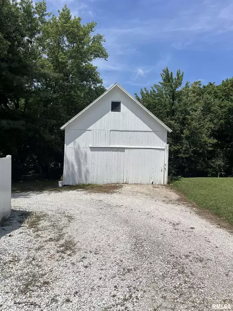 236 W Grant St, Macomb, IL 61455 photo 13