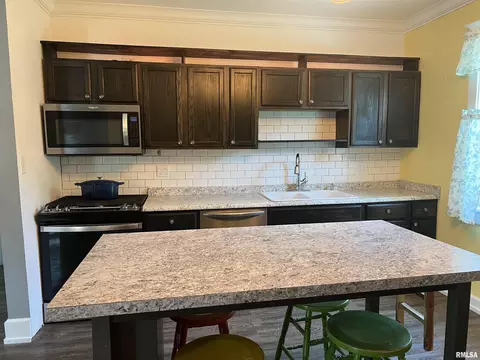 236 W Grant St, Macomb, IL 61455 photo 21