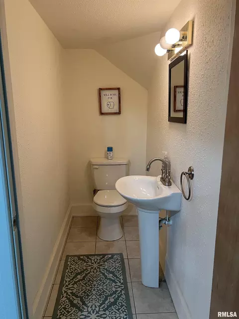 236 W Grant St, Macomb, IL 61455 photo 60
