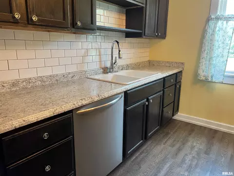 236 W Grant St, Macomb, IL 61455 photo 23