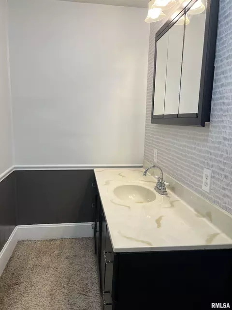 236 W Grant St, Macomb, IL 61455 photo 42