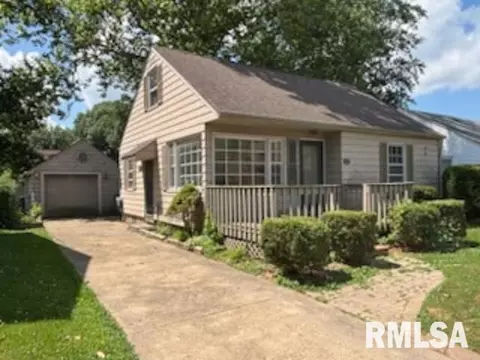 2714 W Laura Ave, West Peoria, IL 61604