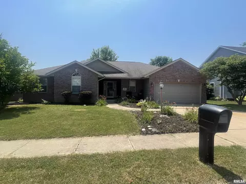 1260 Glenwood Ave, Metamora, IL 61548