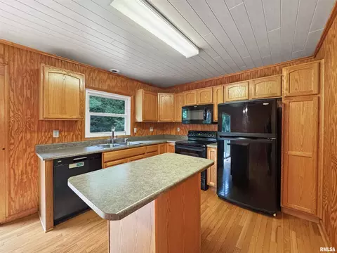 Kitchen - 1819618200 River Rd, Danvers, IL 61732 photo 1 of 6