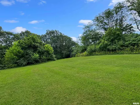 Exterior - 1819618200 River Rd, Danvers, IL 61732 photo 24 of 24