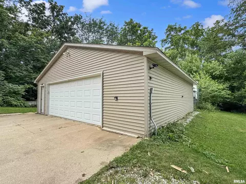 Other - 1819618200 River Rd, Danvers, IL 61732 photo 11 of 20