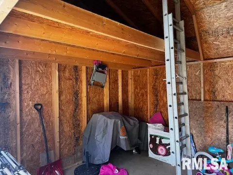 1415 E Sycamore St, Canton, IL 61520 photo 42