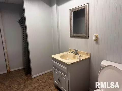 1415 E Sycamore St, Canton, IL 61520 photo 30