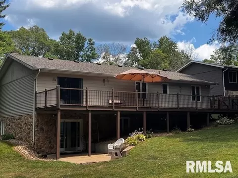 1415 E Sycamore St, Canton, IL 61520 photo 5