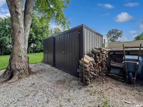 519 E Robinson St, Goodfield, IL 61742 photo 52