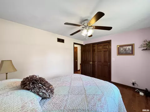 519 E Robinson St, Goodfield, IL 61742 photo 27