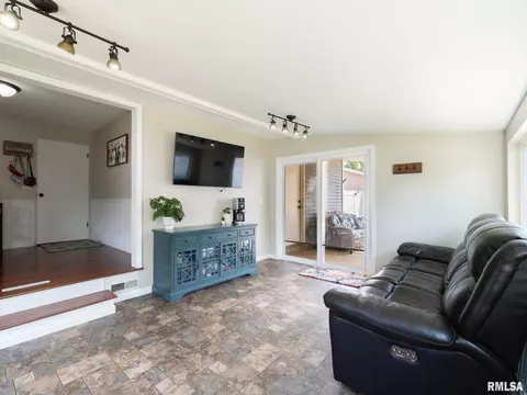 1100 Hampton Rd, Washington, IL 61571 photo 42