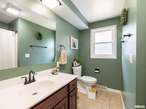 1100 Hampton Rd, Washington, IL 61571 photo 22