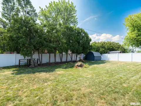 1100 Hampton Rd, Washington, IL 61571 photo 54