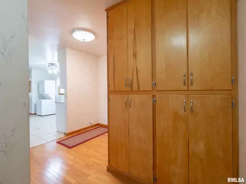 204 Ivanhoe Way, Bloomington, IL 61701 photo 21