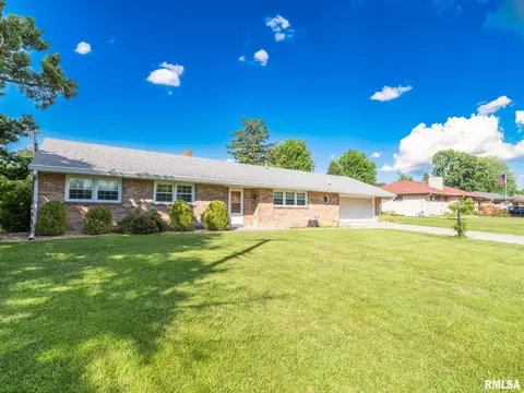 204 Ivanhoe Way, Bloomington, IL 61701 photo 51