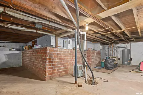 Other - 805 W 3rd St, Delavan, IL 61734 photo 6 of 7