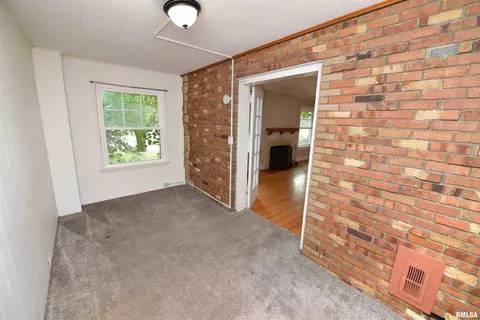 Other - 300 Embert Pl, Peoria, IL 61603 photo 9 of 14