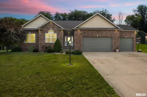 310 Westminster Rd, Germantown Hills, IL 61548