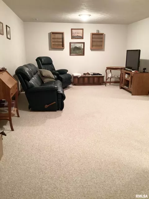 Other - 7612 W Thornridge Dr, Mapleton, IL 61547 photo 7 of 15