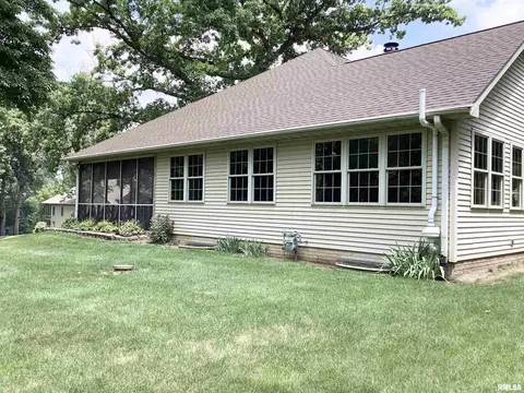 Exterior - 7612 W Thornridge Dr, Mapleton, IL 61547 photo 5 of 14