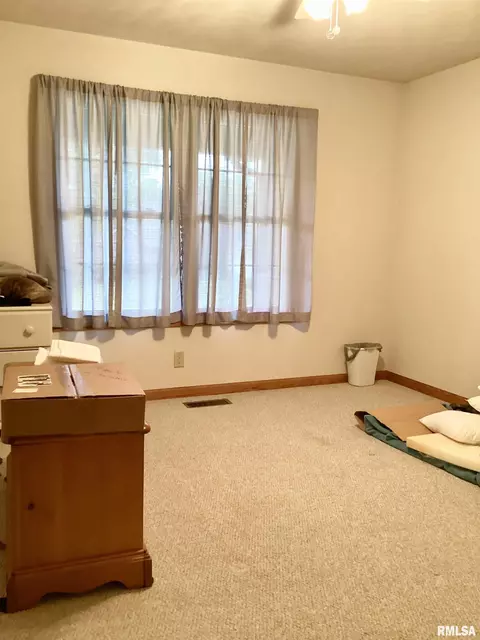 Bedroom - 7612 W Thornridge Dr, Mapleton, IL 61547 photo 3 of 4