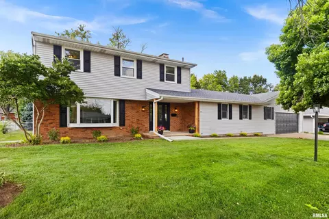1043 E Jefferson St, Morton, IL 61550 photo 3