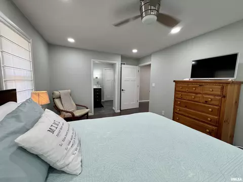 727 E Franklin St, Macomb, IL 61455 photo 31