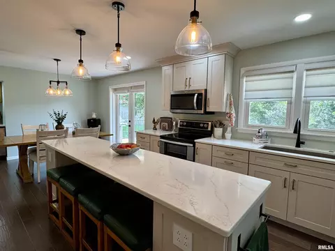 727 E Franklin St, Macomb, IL 61455 photo 16