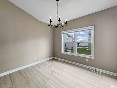 1429 Eagle Ave, Washington, IL 61571 photo 18