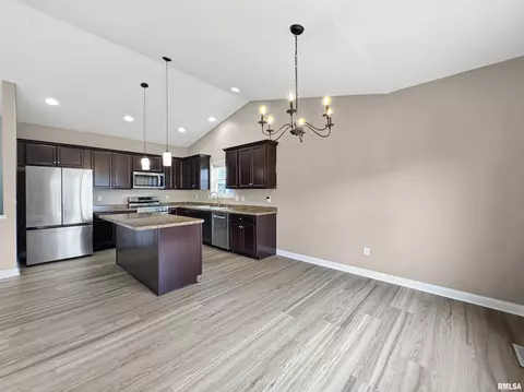 1429 Eagle Ave, Washington, IL 61571 photo 17