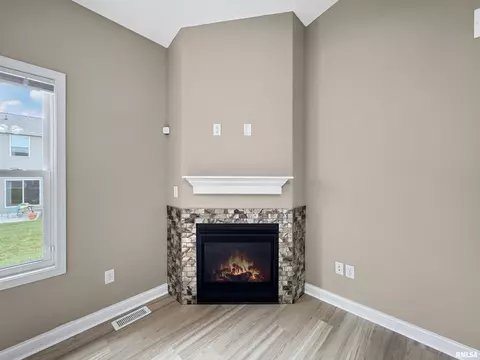 1429 Eagle Ave, Washington, IL 61571 photo 10