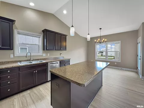 1429 Eagle Ave, Washington, IL 61571 photo 14