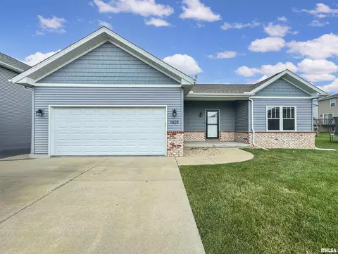 1429 Eagle Ave, Washington, IL 61571