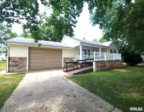 12927 Il Route 29 Rd, Pekin, IL 61554