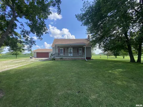 13237 E Azbell Rd, Canton, IL 61520