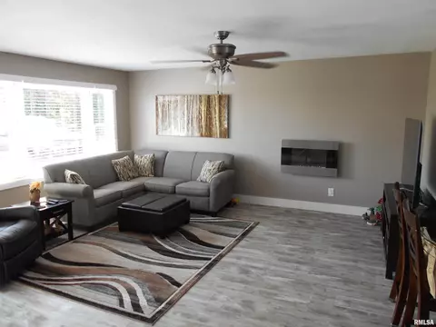 Other - 88 Oak Ln, Avon, IL 61415 photo 2 of 9