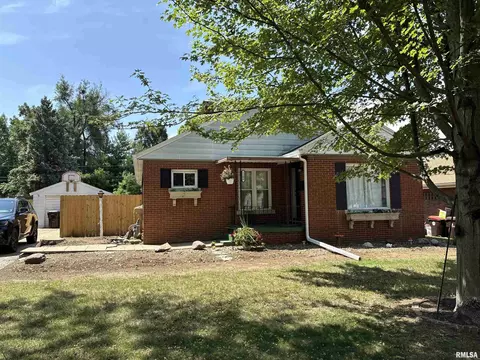 1108 W Northcrest Ave, Peoria, IL 61614