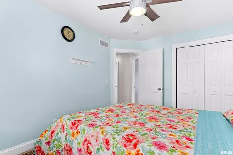 Bedroom - 2022 W Castlemain Dr, Dunlap, IL 61525 photo 8 of 8