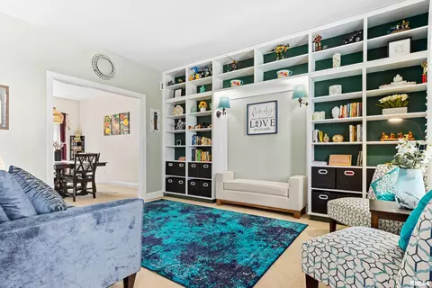 Living - 2022 W Castlemain Dr, Dunlap, IL 61525 photo 1 of 7