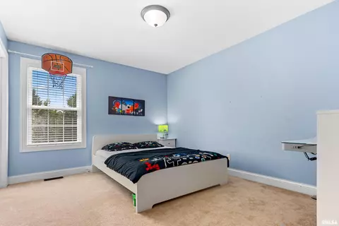 Bedroom - 2022 W Castlemain Dr, Dunlap, IL 61525 photo 5 of 8