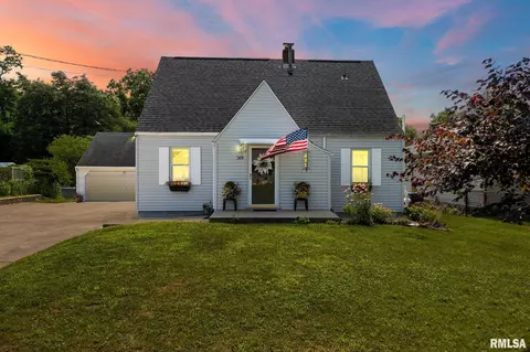 309 Peach St, Washington, IL 61571