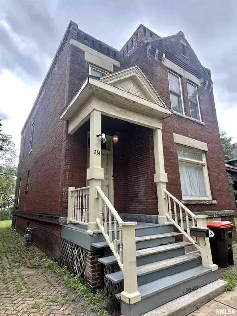 514 NE Madison Ave, Peoria, IL 61603